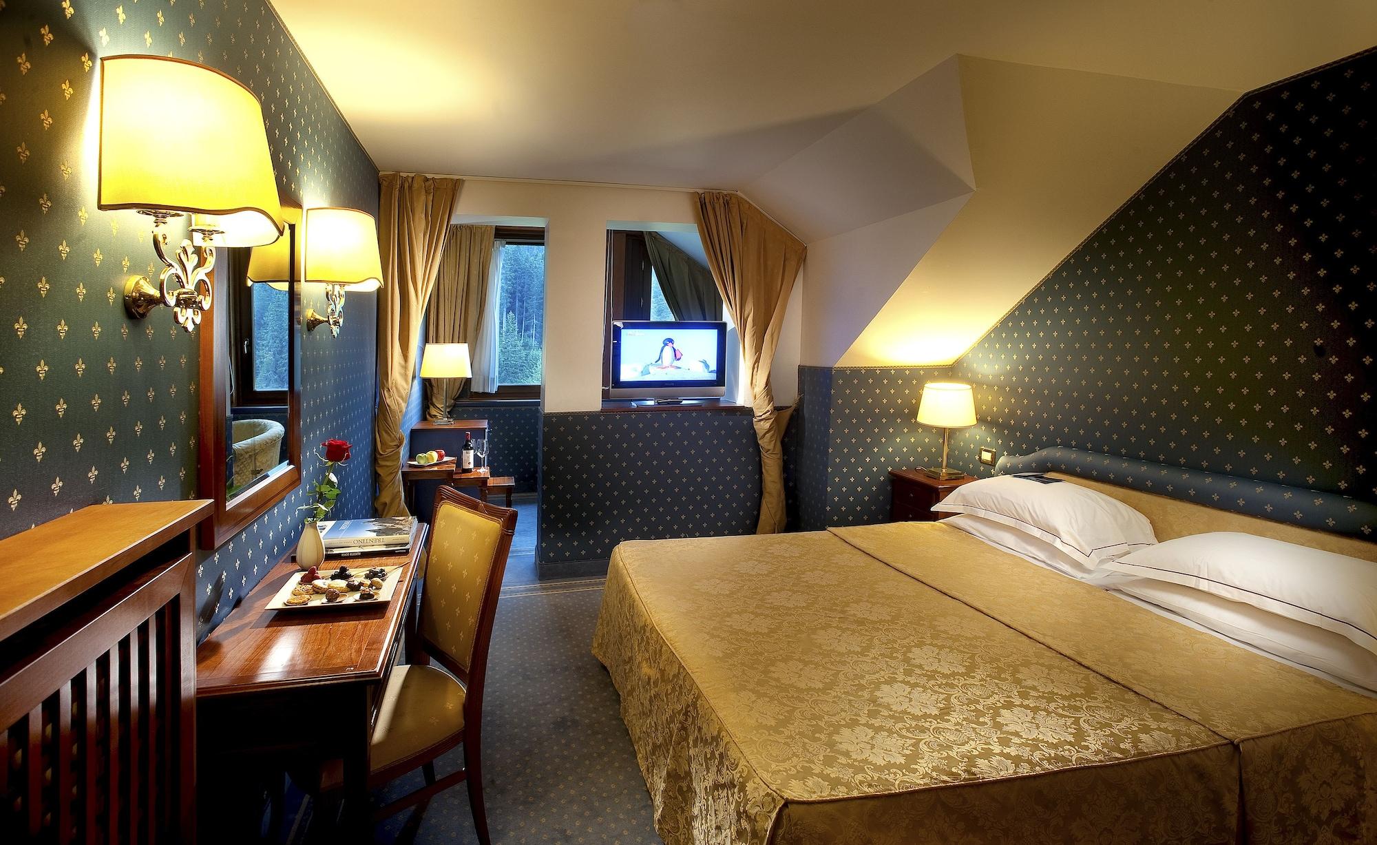 Th Madonna Di Campiglio | Golf Hotel Экстерьер фото
