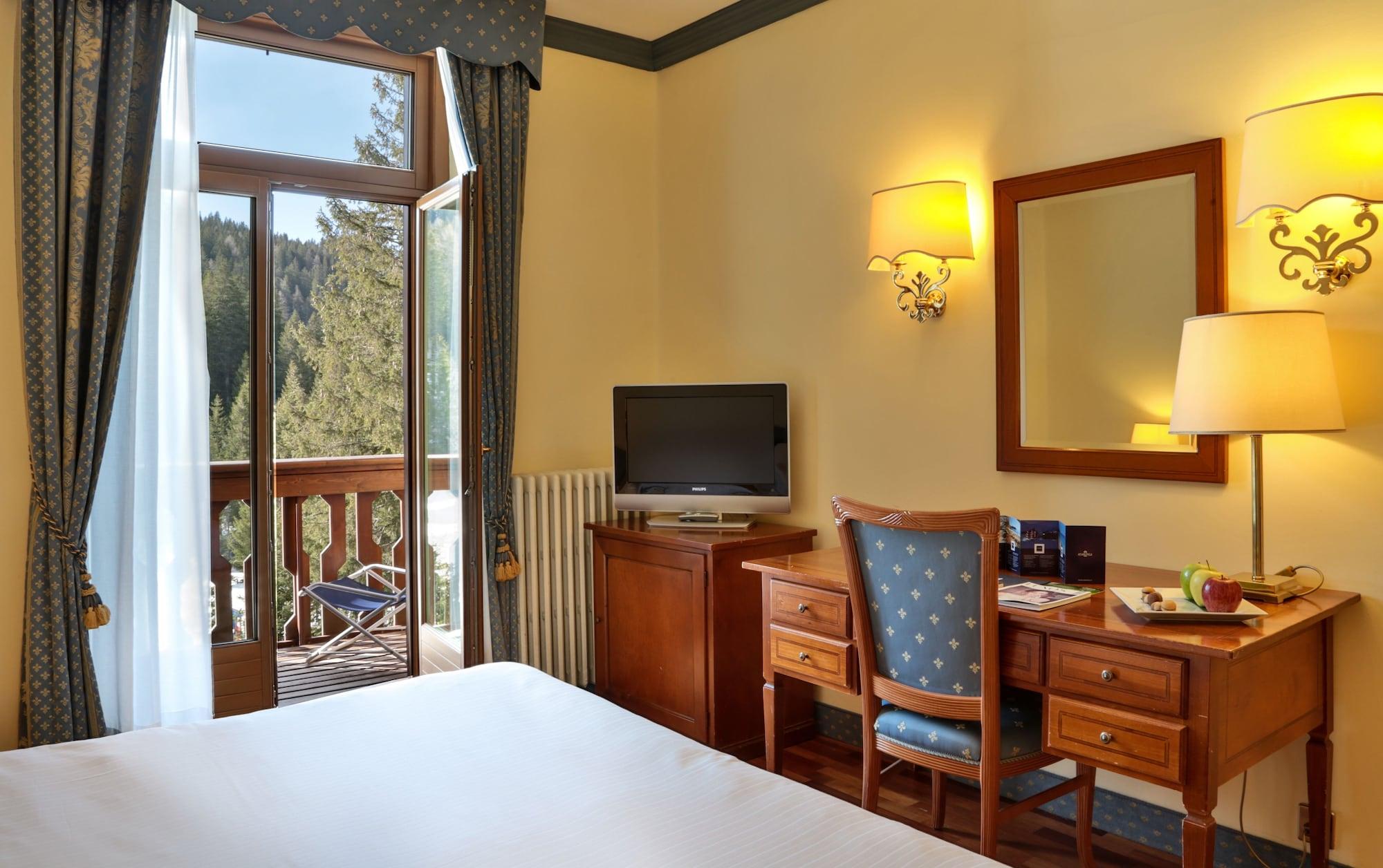 Th Madonna Di Campiglio | Golf Hotel Экстерьер фото